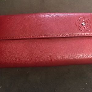Preowned Chanel wallet
